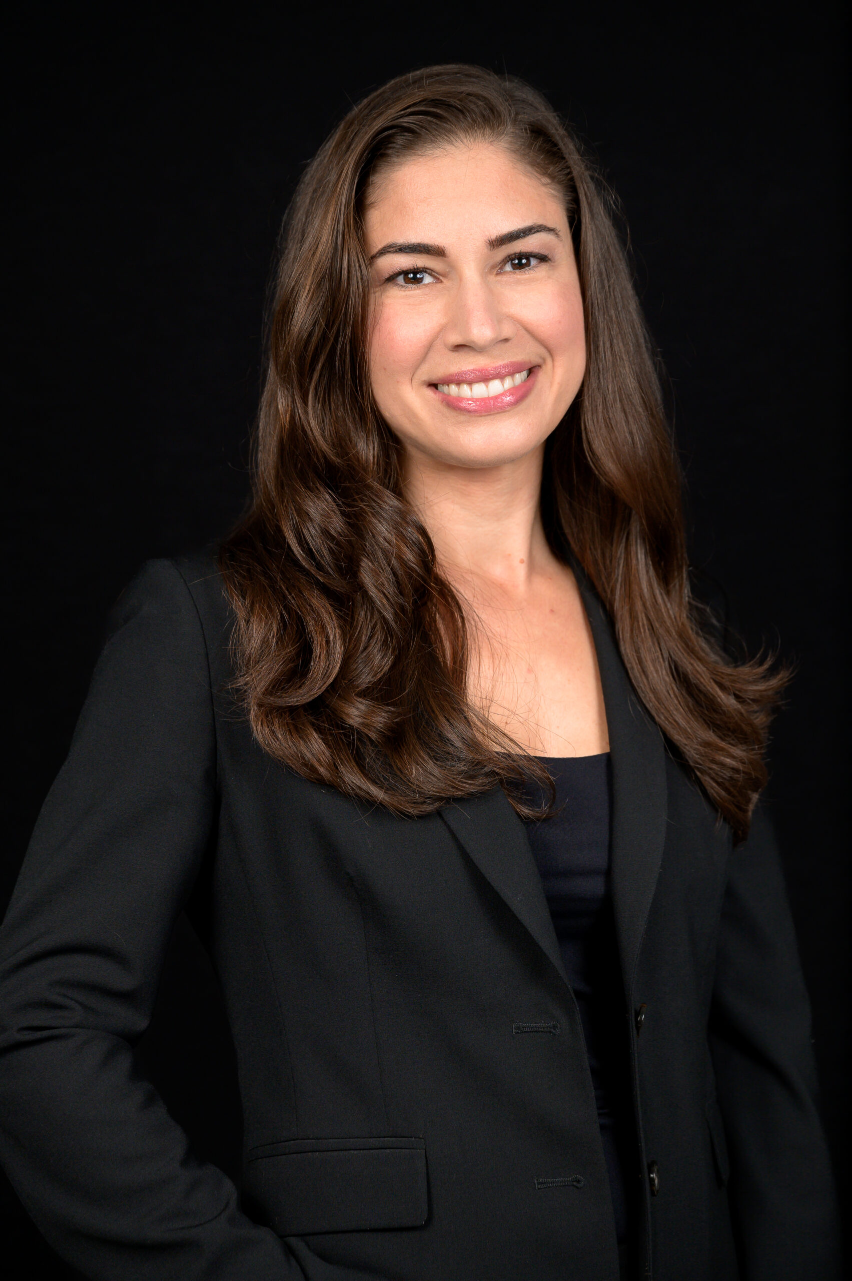 https://www.dentistenapierville.com/wp-content/uploads/2025/06/BeatriceBaho-scaled.jpg